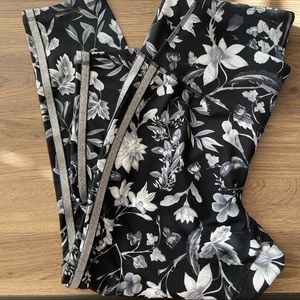 Old Navy floral leggings